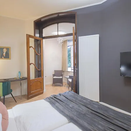 Boutique Schwarzer Baer *