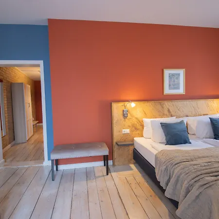 Boutique Schwarzer Baer *